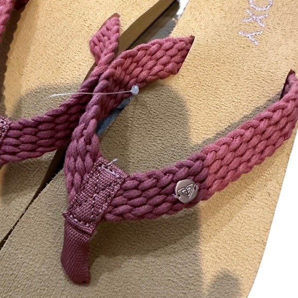 NWT ROXY LOW TIDE Mauve / Tan BRAIDED STRAP FLIP FLOPS SANDALS Size 10 - Picture 3 of 5